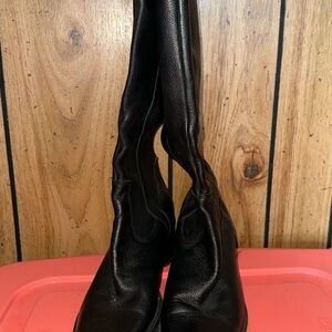 Elegant Black Women's Boots